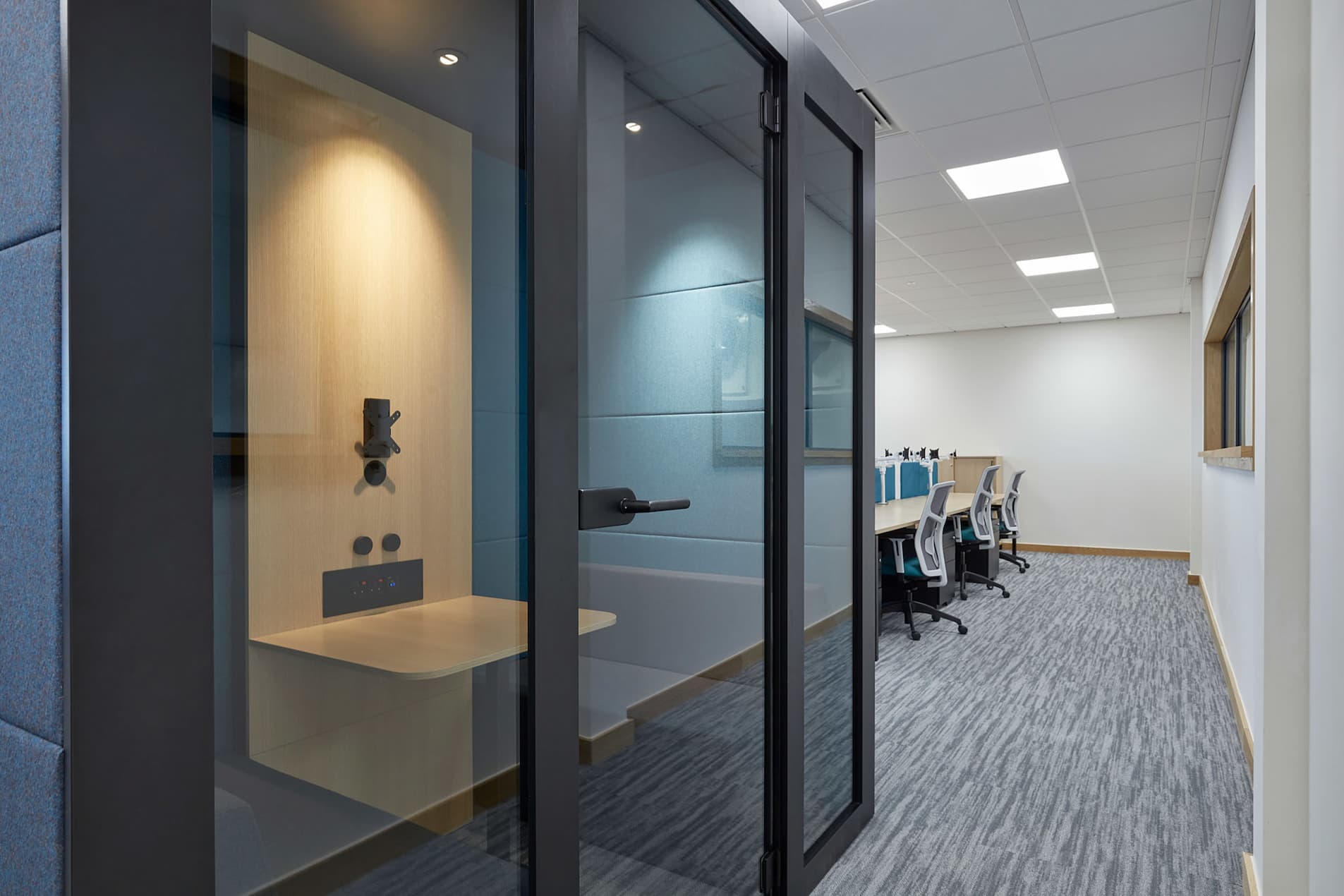 AMFRESH Offices - Plan, Furnish - COEL