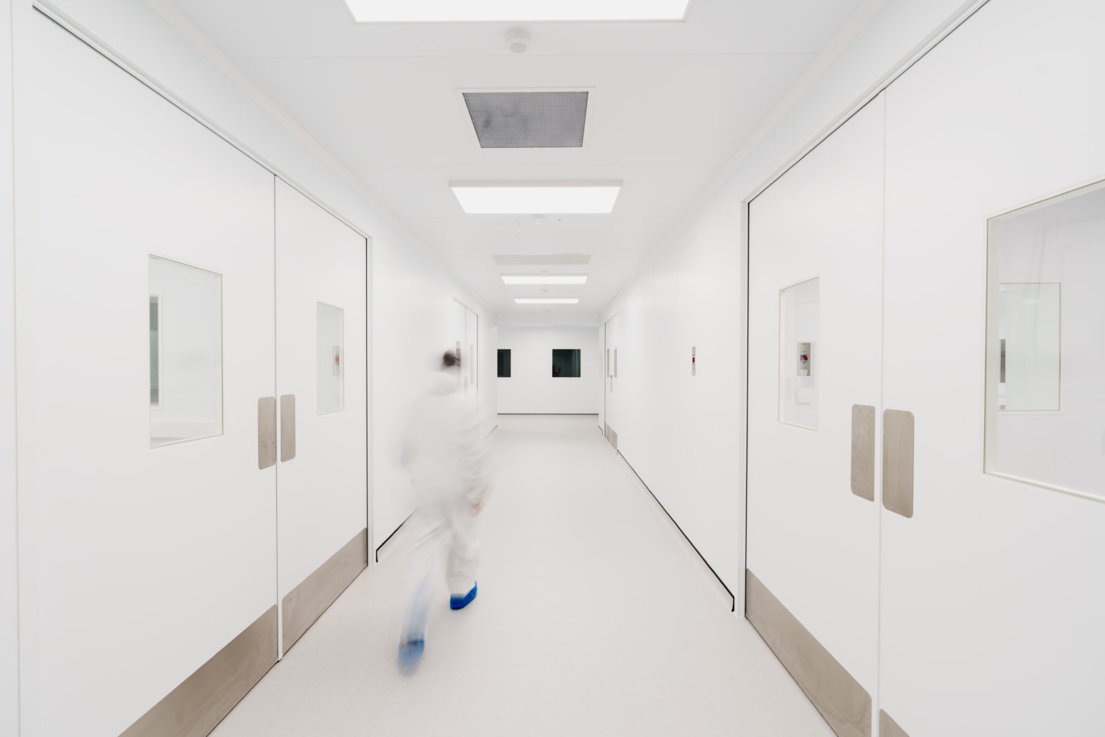 8 things to consider when designing your laboratory space