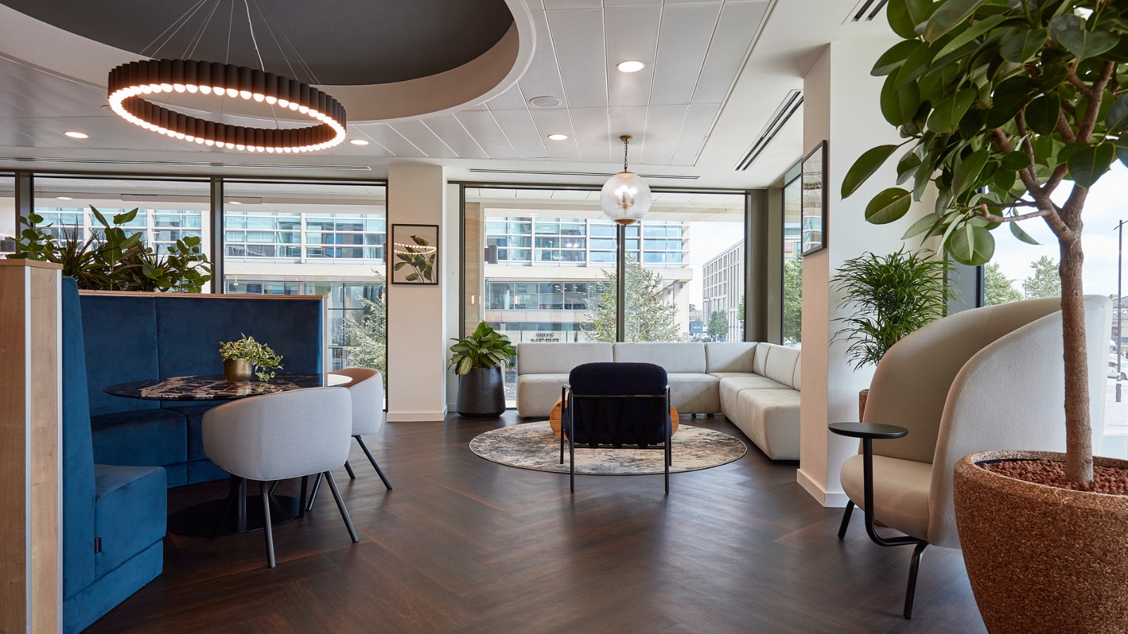 Sustainable Office Fit-Out for an Eco-Friendly Workspace