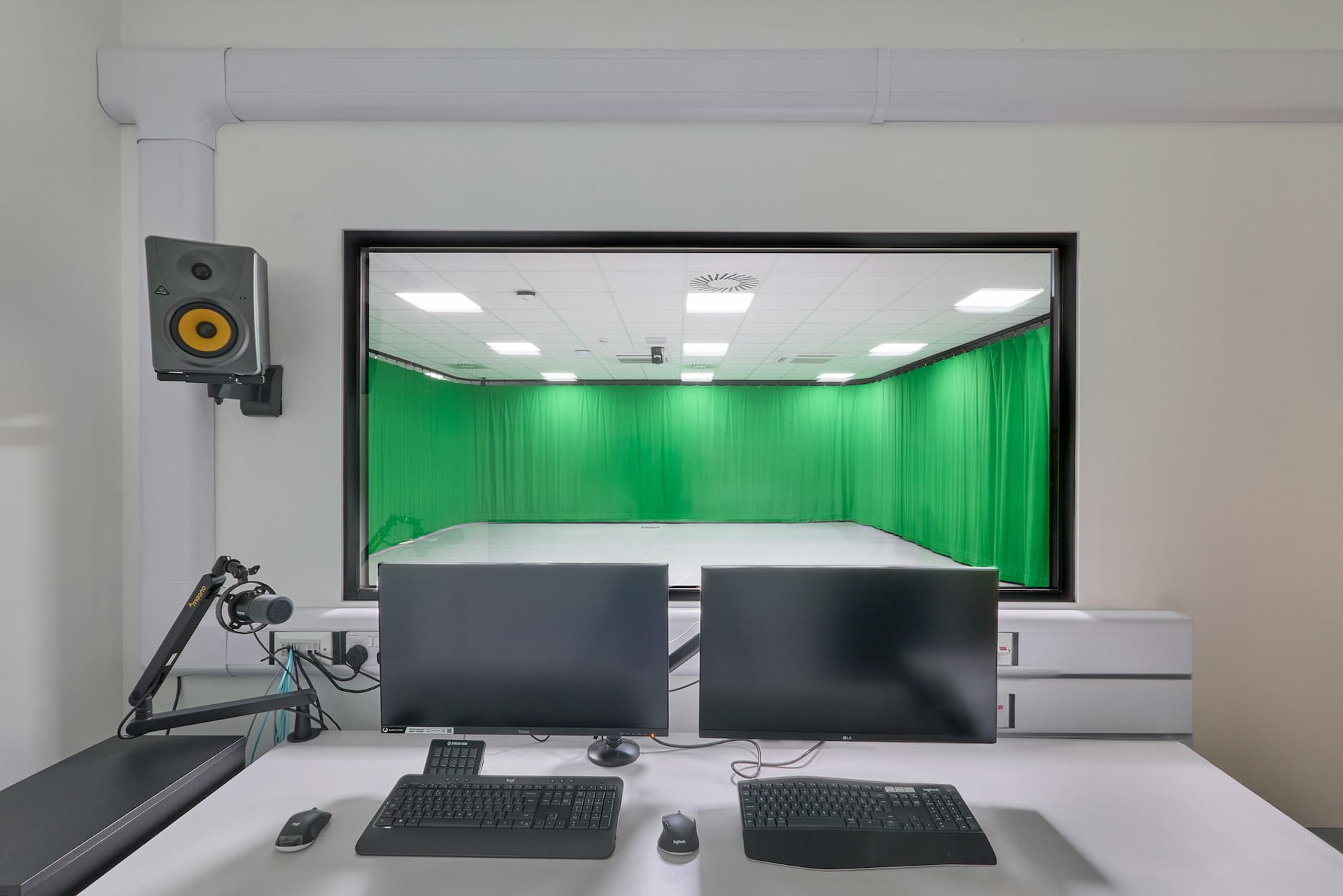 NHS Quorum Training Centre Design and Fit Out in Cambridge - COEL